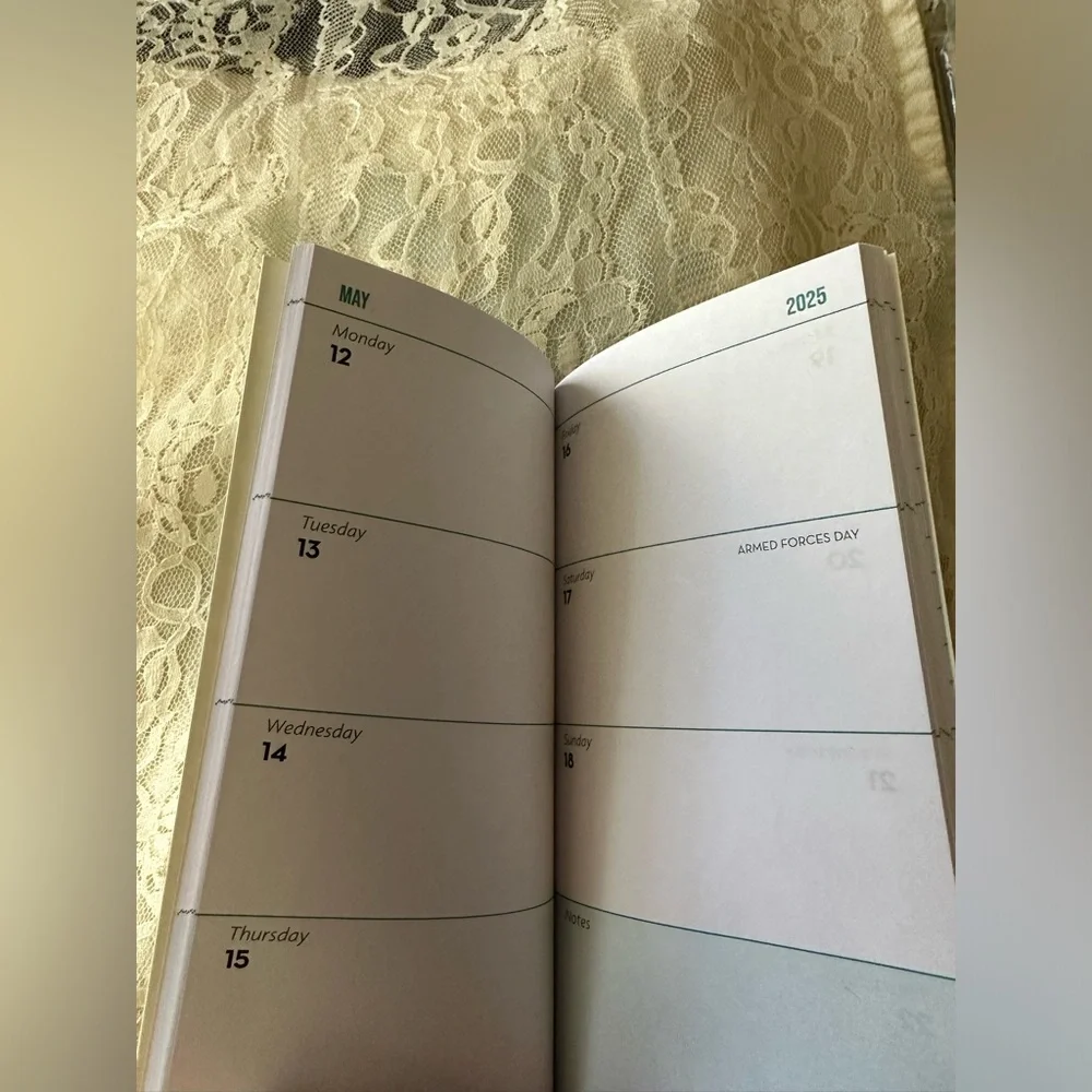 2025 Weekly Pocket Planner Appointment Book (6 1/2 x 4 ) Pay Bills reminder